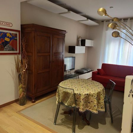 Appartamento Emmerosa, Centro Citta, Parcheggio Verona Exteriör bild