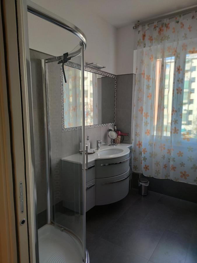 Appartamento Emmerosa, Centro Citta, Parcheggio Verona Exteriör bild
